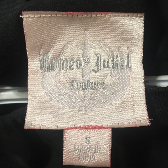 Black dress - Picture 4 of 4